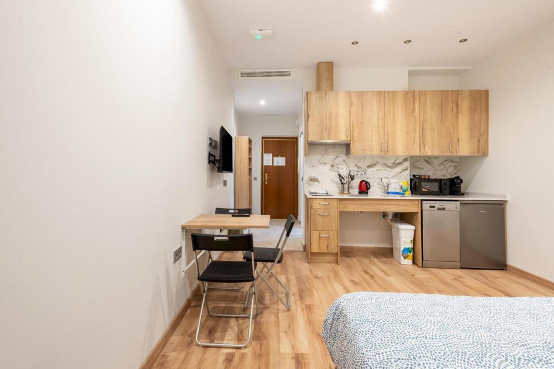1 Bedroom 1 Bathroom Furnished - Justicia - Modern - Mintystay Madri Exterior foto