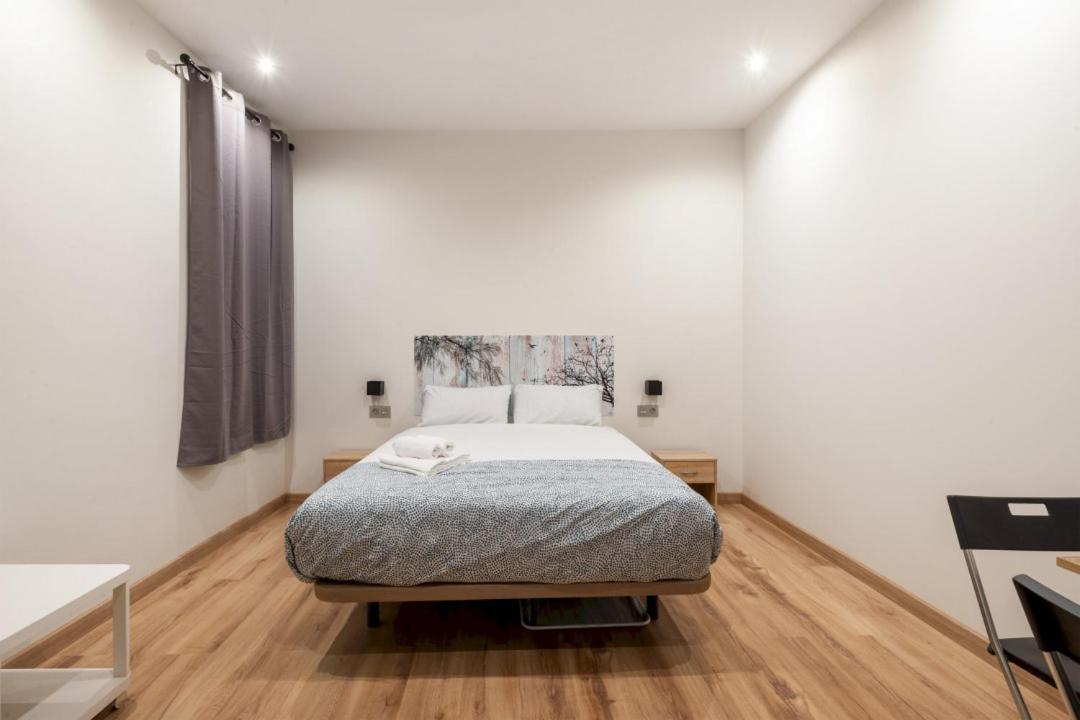 1 Bedroom 1 Bathroom Furnished - Justicia - Modern - Mintystay Madri Exterior foto